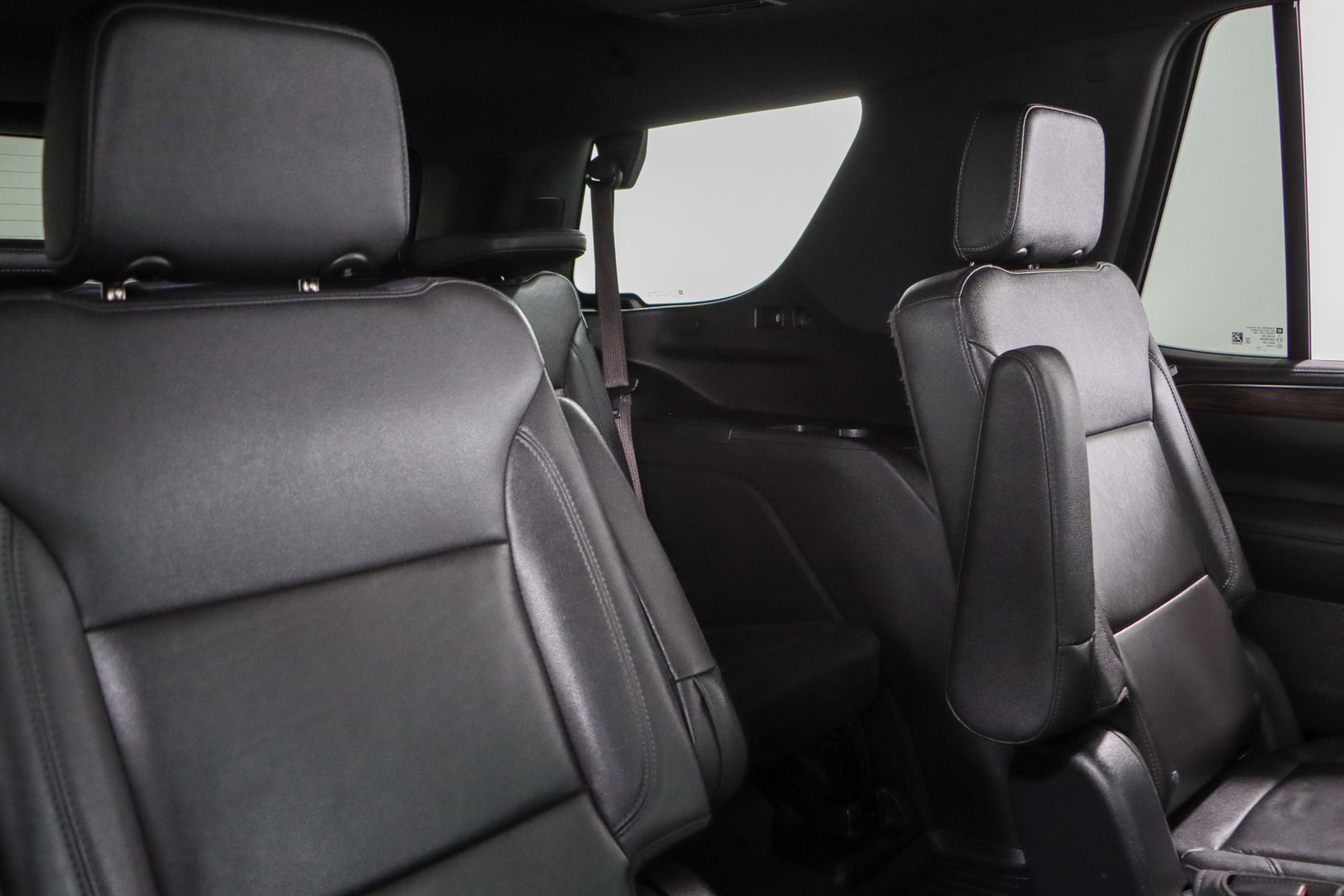 Used 2023 Chevrolet Tahoe Z71 w/ Luxury Package image 32