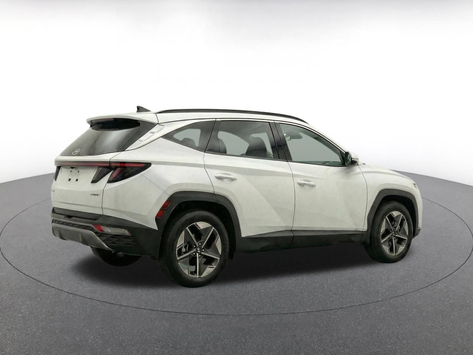 Used 2026 Hyundai Tucson SEL Plus FWD image 7