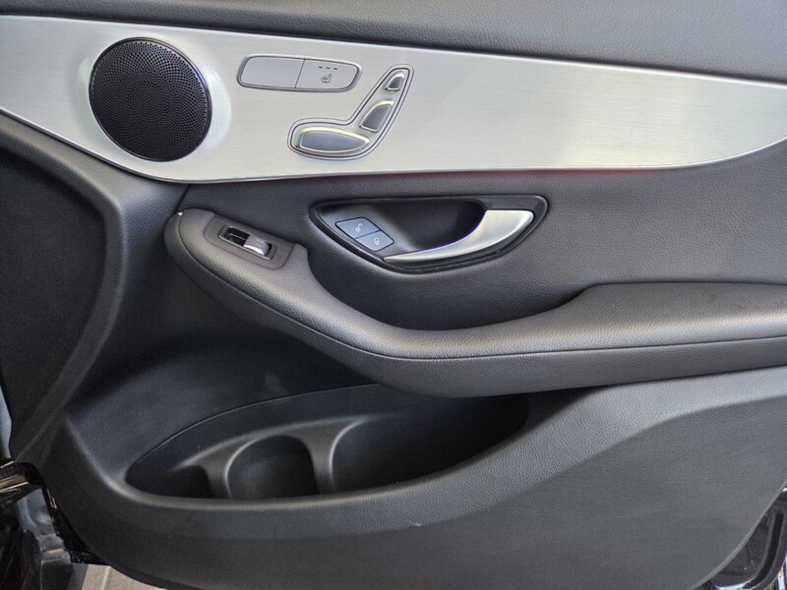 Certified 2021 Mercedes-Benz GLC 300 image 23