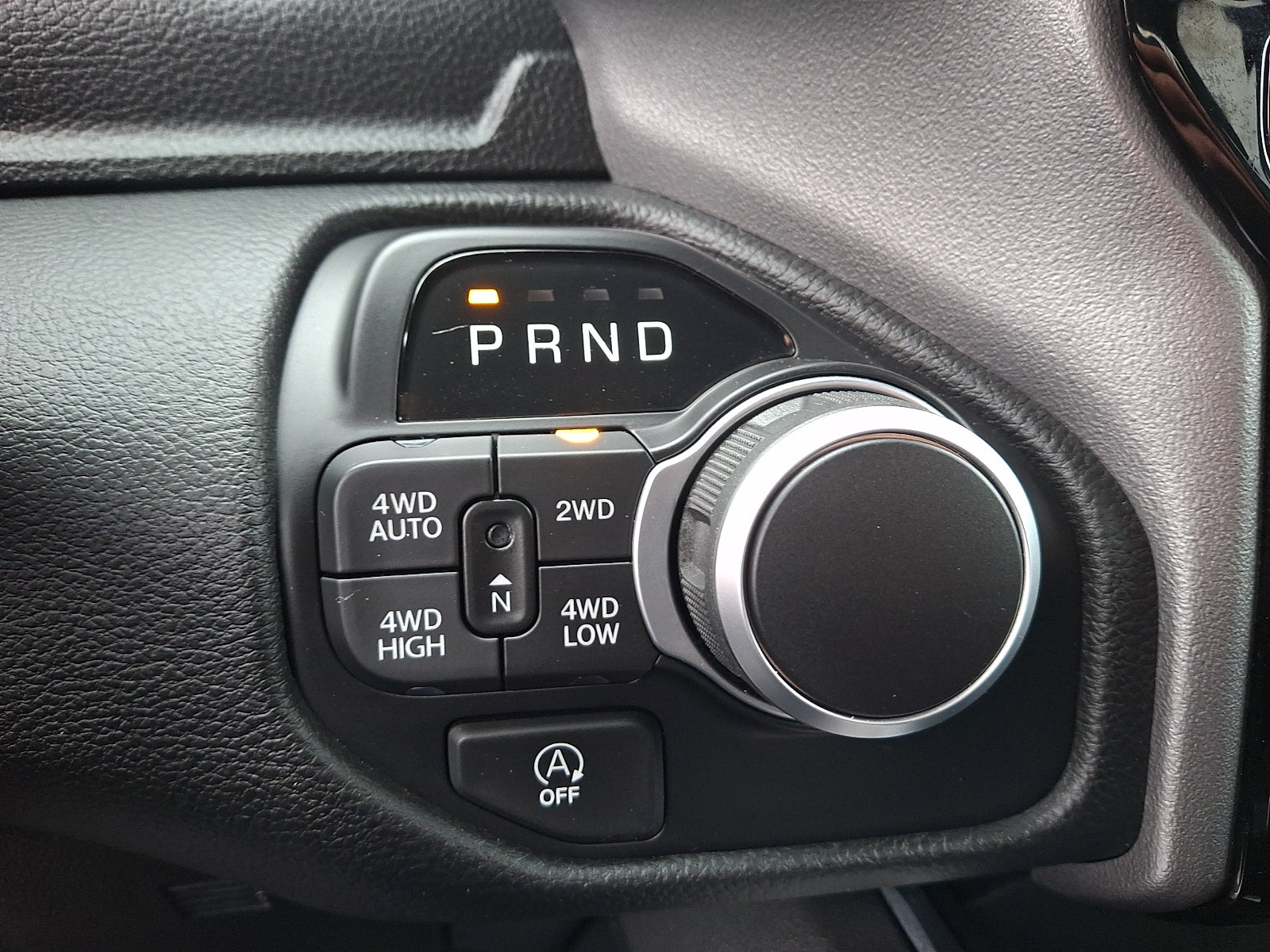 Used 2025 RAM 1500 Big Horn AWD/4WD image 14