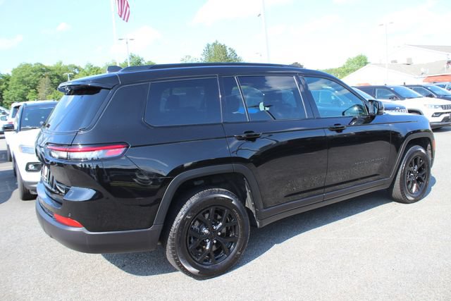 Used 2024 Jeep Grand Cherokee L Altitude AWD/4WD image 27