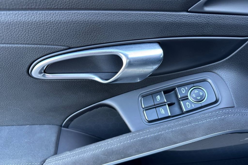 Used 2023 Porsche 718 Cayman GTS image 12