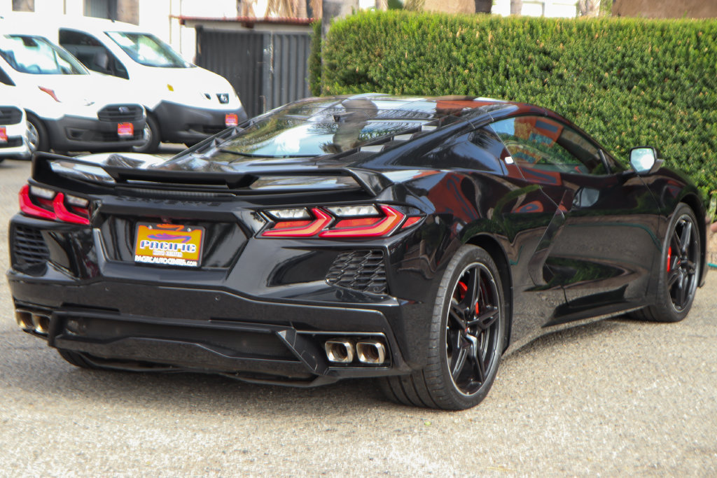 Used 2022 Chevrolet Corvette Stingray Premium Cpe w/ Z51 Performance Package RWD image 8