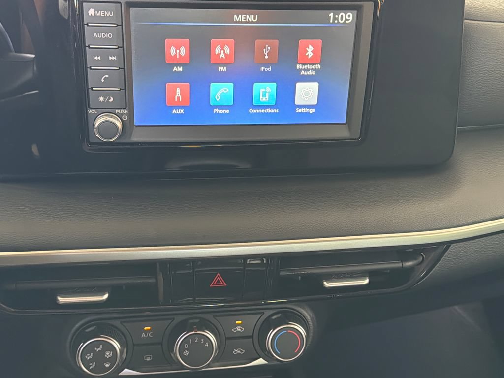 Used 2025 Nissan Kicks S FWD image 24