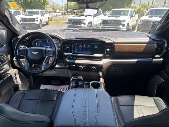 Used 2024 Chevrolet Silverado 1500 High Country w/ Technology Package AWD/4WD image 15