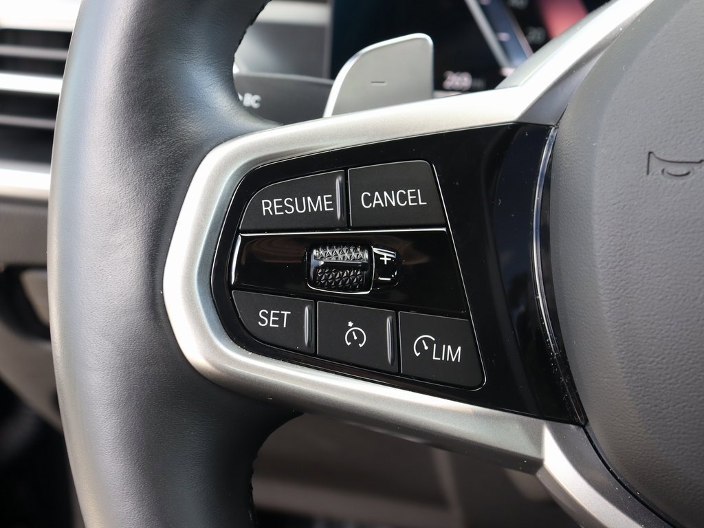 Used 2025 BMW 330i xDrive Sedan image 38