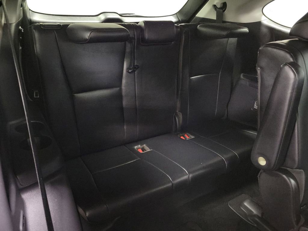 Used 2022 Toyota Highlander XLE image 26