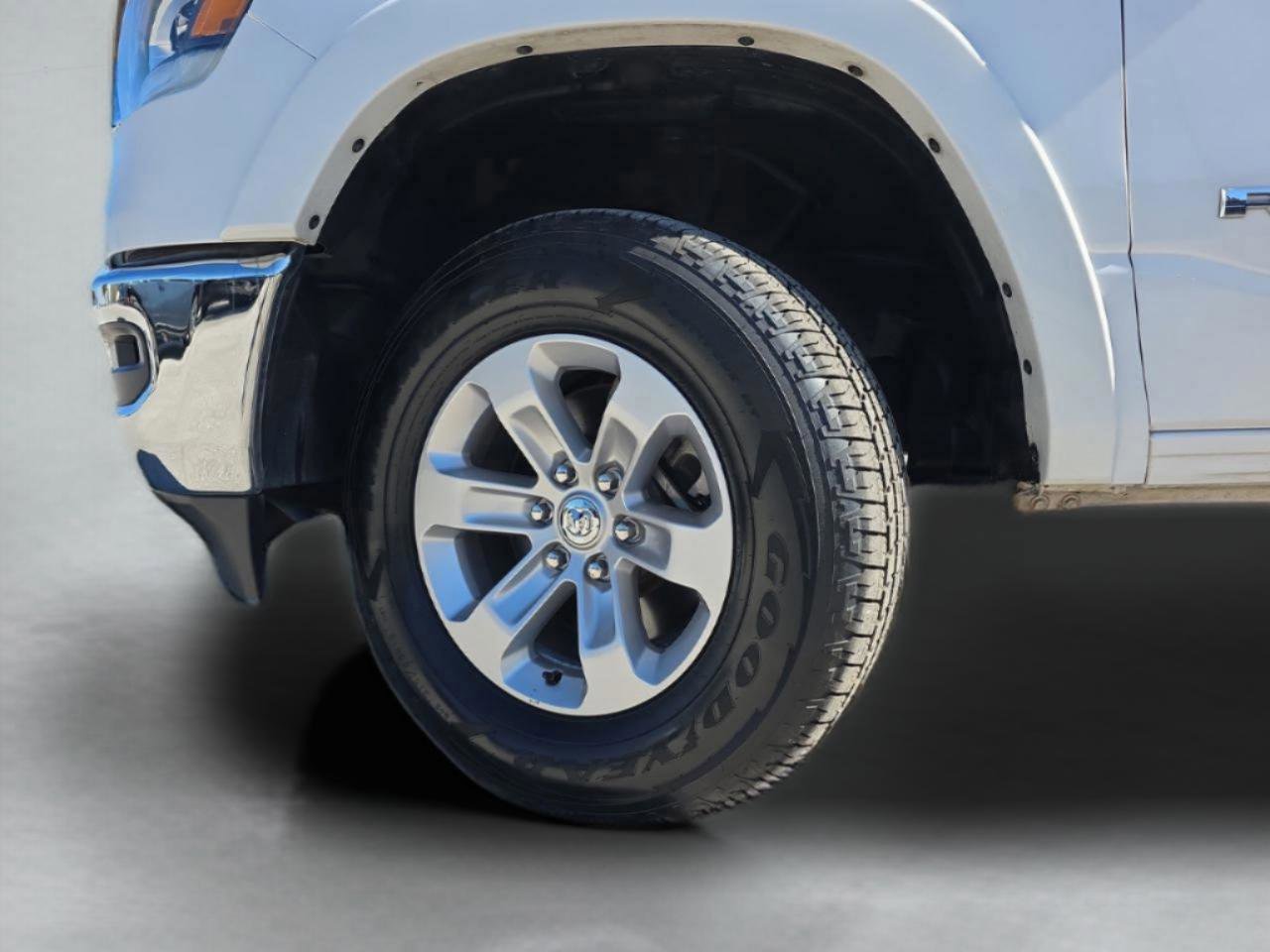 Used 2021 RAM 1500 Laramie w/ Off Road Group image 33