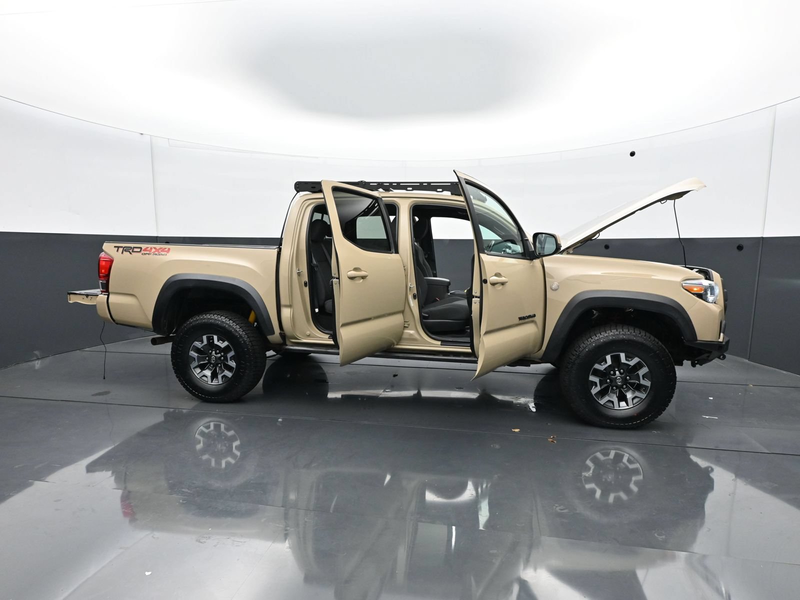 Used 2016 Toyota Tacoma TRD Off-Road AWD/4WD image 35