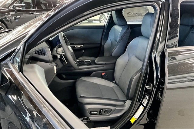 New 2026 Lexus RZ 450e AWD image 9