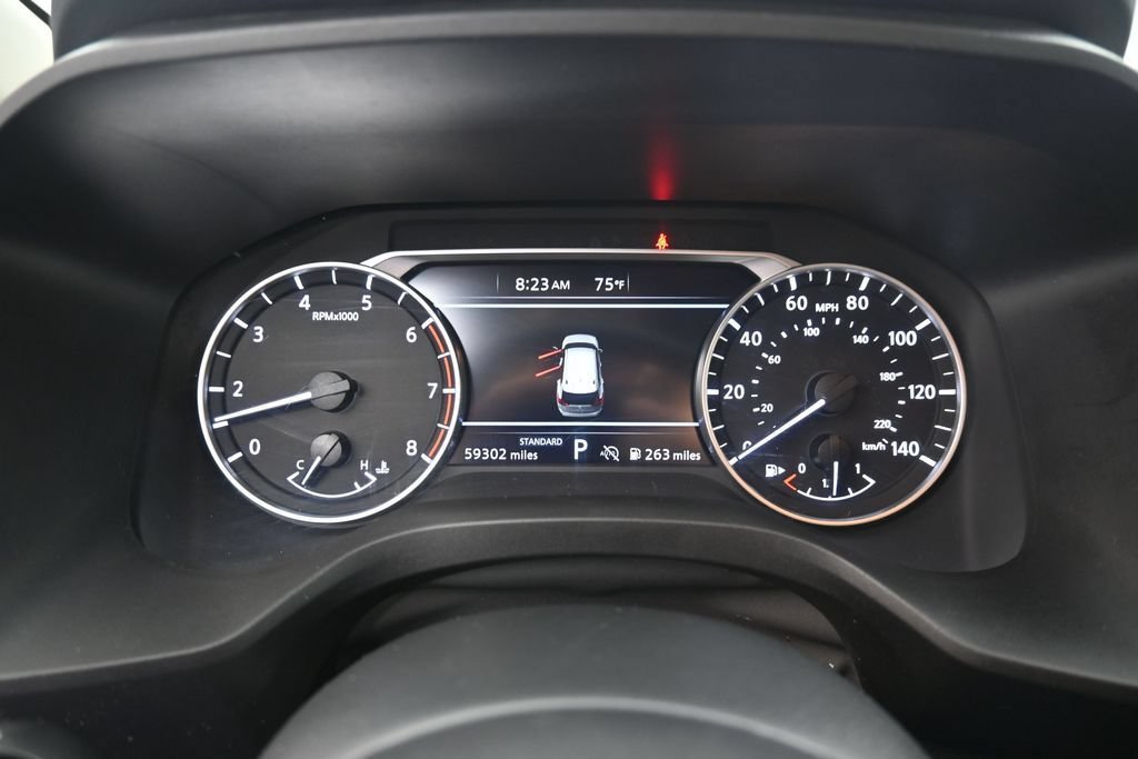 Used 2024 Nissan Rogue SV FWD image 11