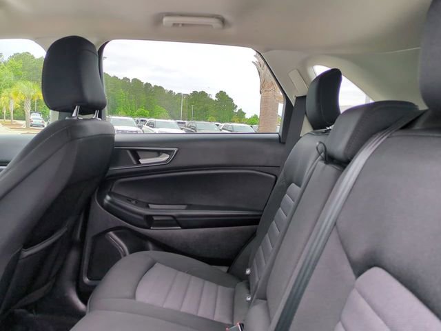 Used 2022 Ford Edge SE w/ Black Appearance Package AWD/4WD image 14