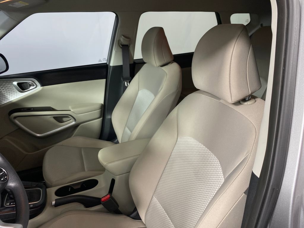 Used 2023 Kia Soul LX w/ Option Group 015 image 8