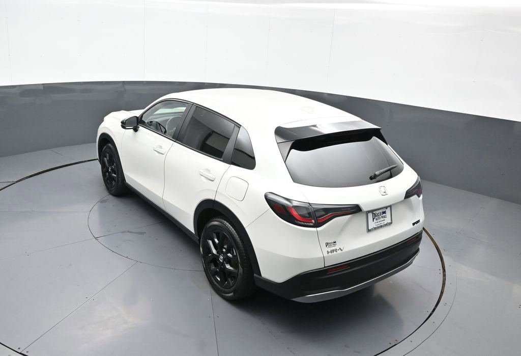 Certified 2024 Honda HR-V Sport image 38