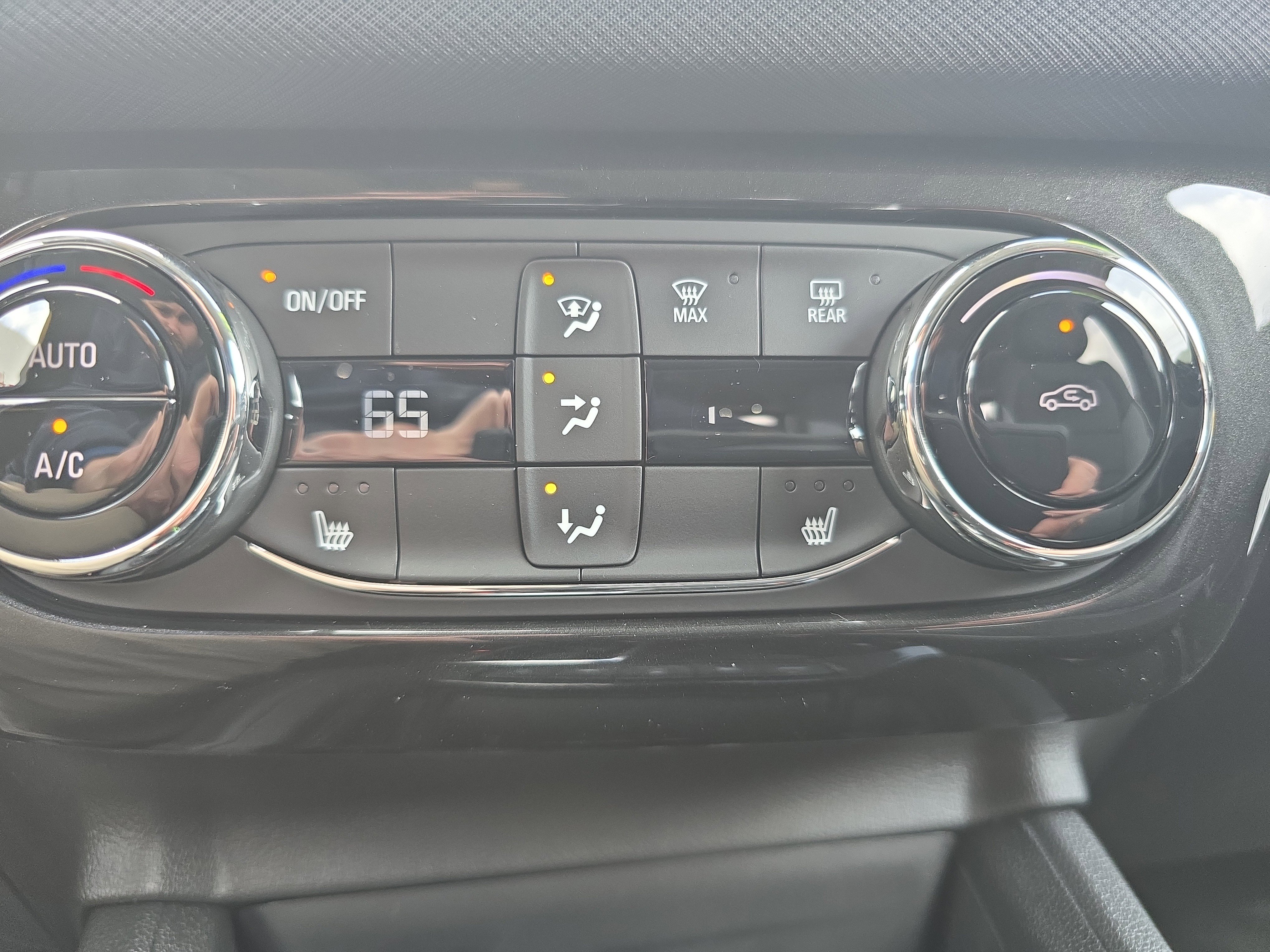 New 2026 Chevrolet TrailBlazer LT w/ Convenience Package image 28