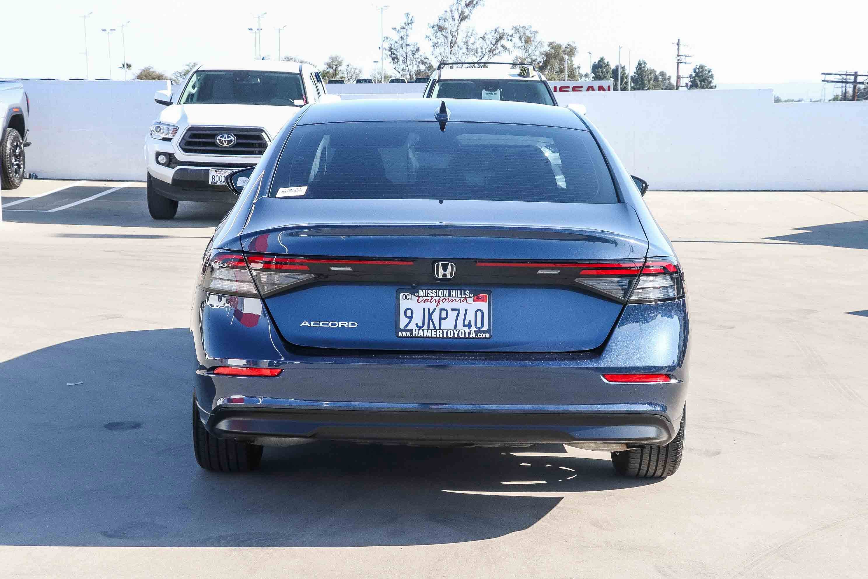 Used 2023 Honda Accord EX image 6