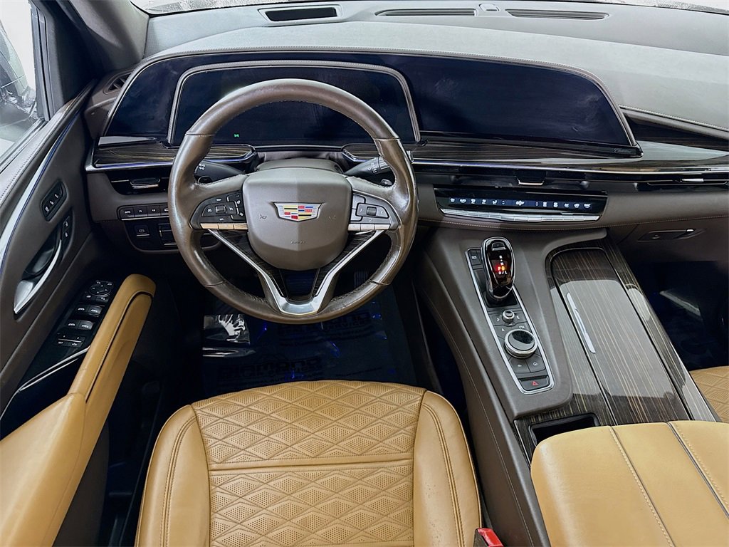 Used 2021 Cadillac Escalade ESV Sport w/ Driver Assist Tech Package image 3