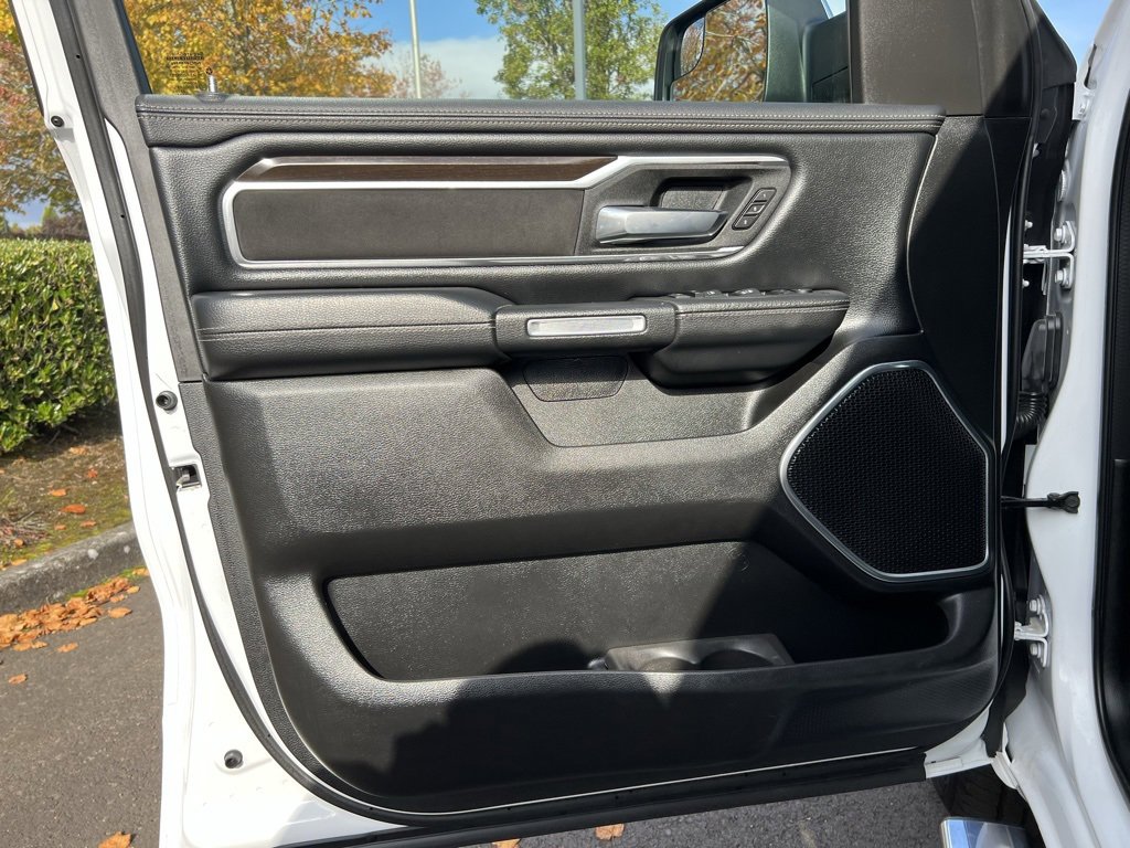 Used 2022 RAM 1500 Laramie image 9