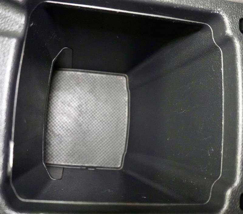 Used 2018 Volkswagen Tiguan SEL image 32