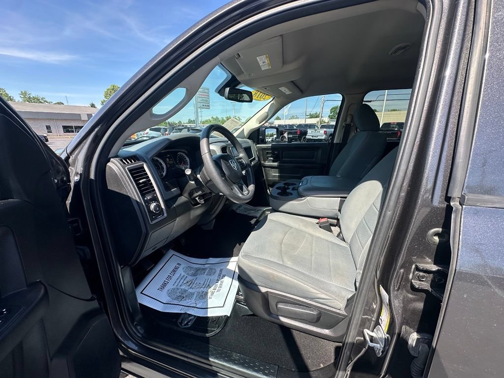 Used 2018 RAM 1500 Express AWD/4WD image 13