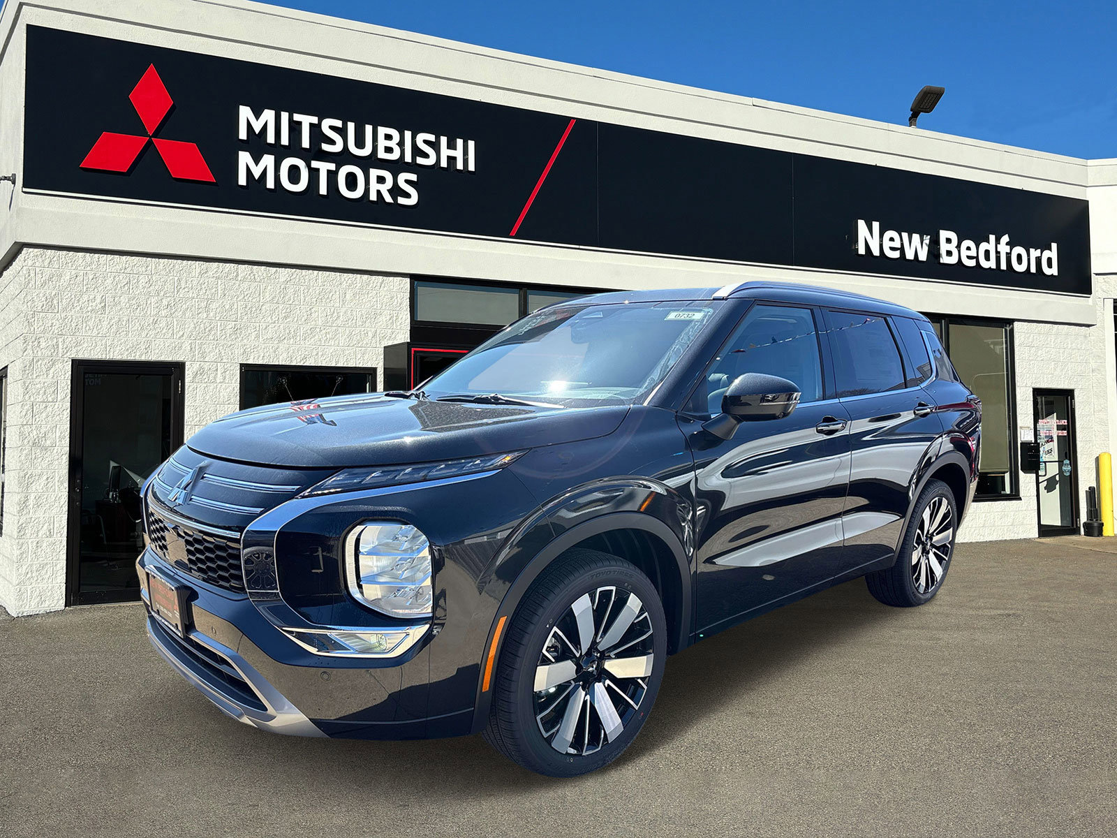 New 2025 Mitsubishi Outlander SEL image 1