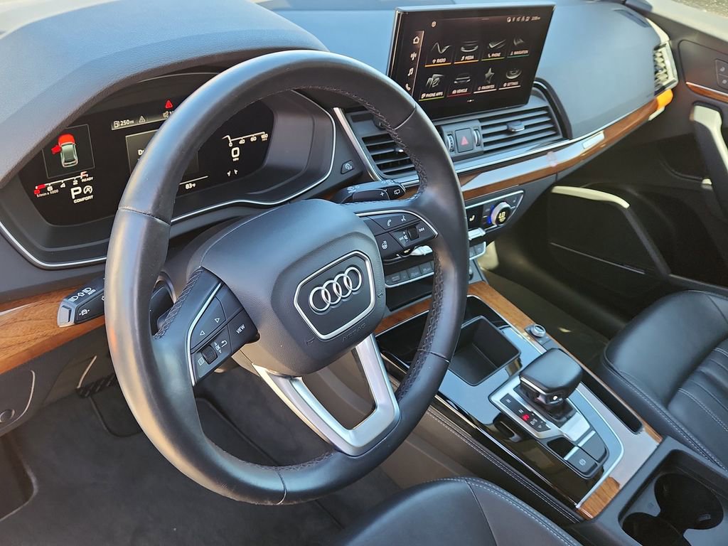 Used 2023 Audi Q5 2.0T Premium Plus image 11