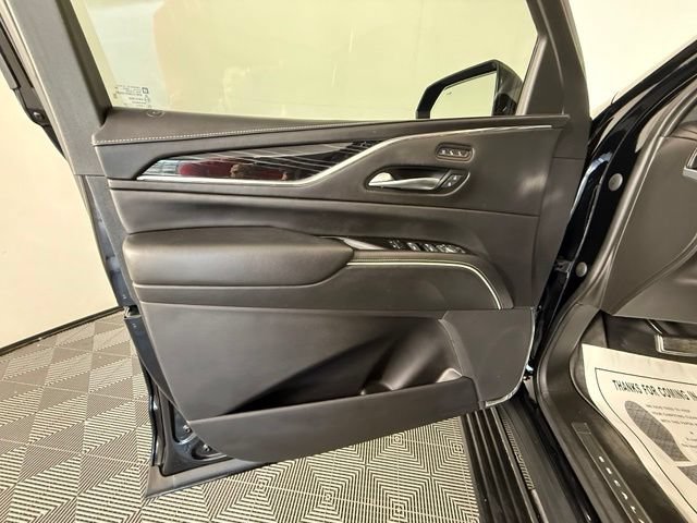 Used 2023 Cadillac Escalade V AWD/4WD image 13