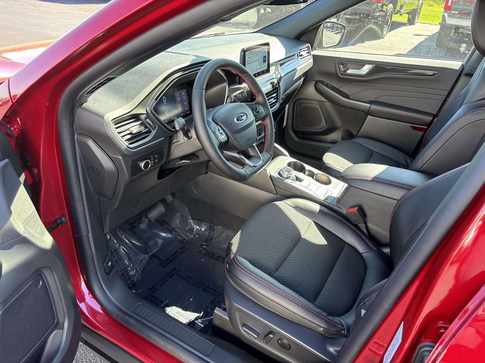 New 2026 Ford Escape ST-Line w/ Cold Weather Package image 25