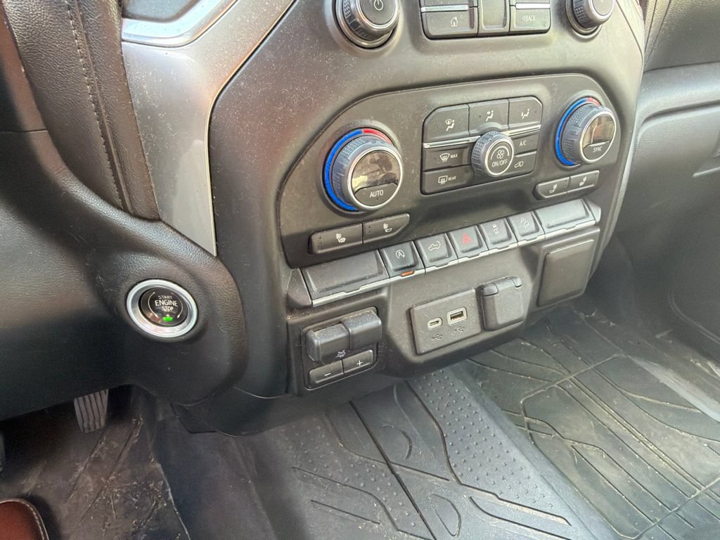 Used 2019 Chevrolet Silverado 1500 LT w/ All-Star Edition AWD/4WD image 10
