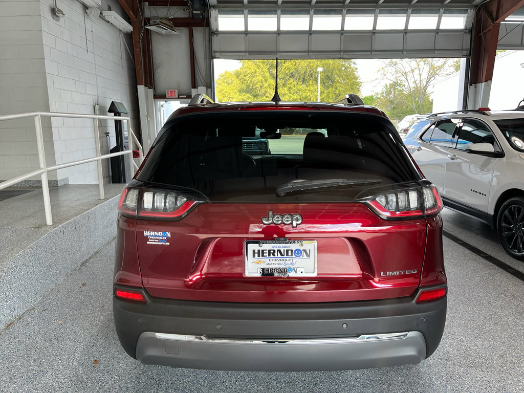 Used 2019 Jeep Cherokee Limited image 6