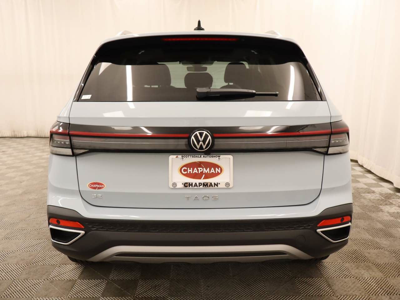 New 2026 Volkswagen Taos SE FWD image 5