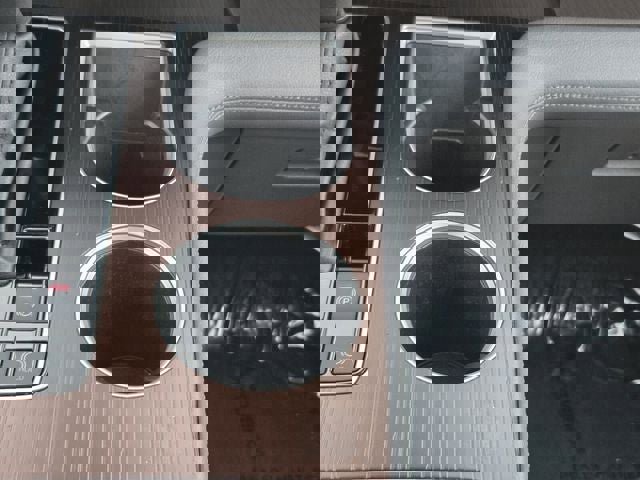 Used 2024 Toyota Sienna XLE image 26