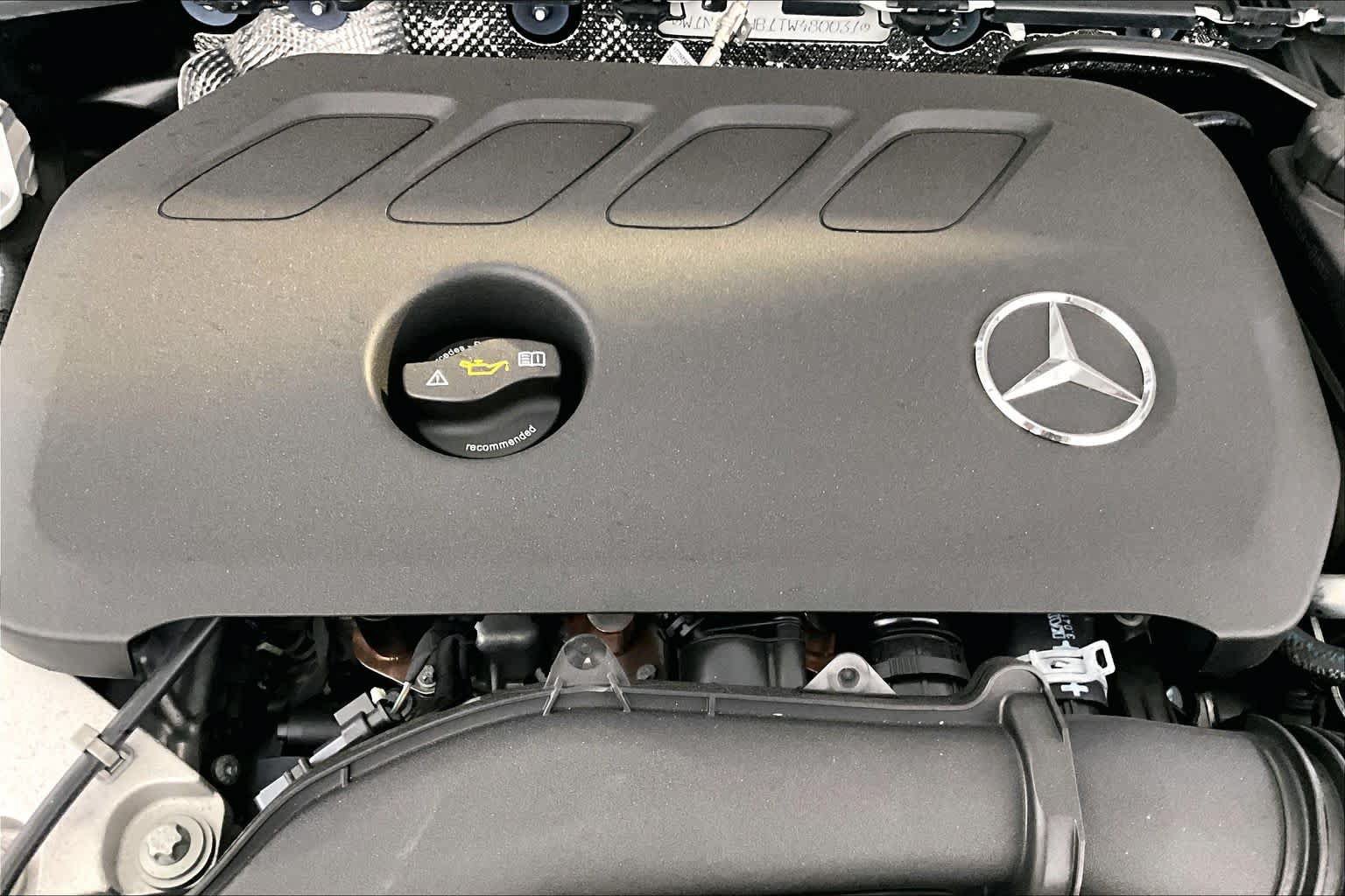 New 2026 Mercedes-Benz GLB 250 4MATIC image 15