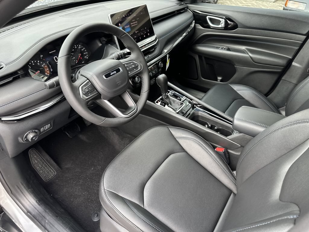 New 2026 Jeep Compass Limited AWD/4WD image 12