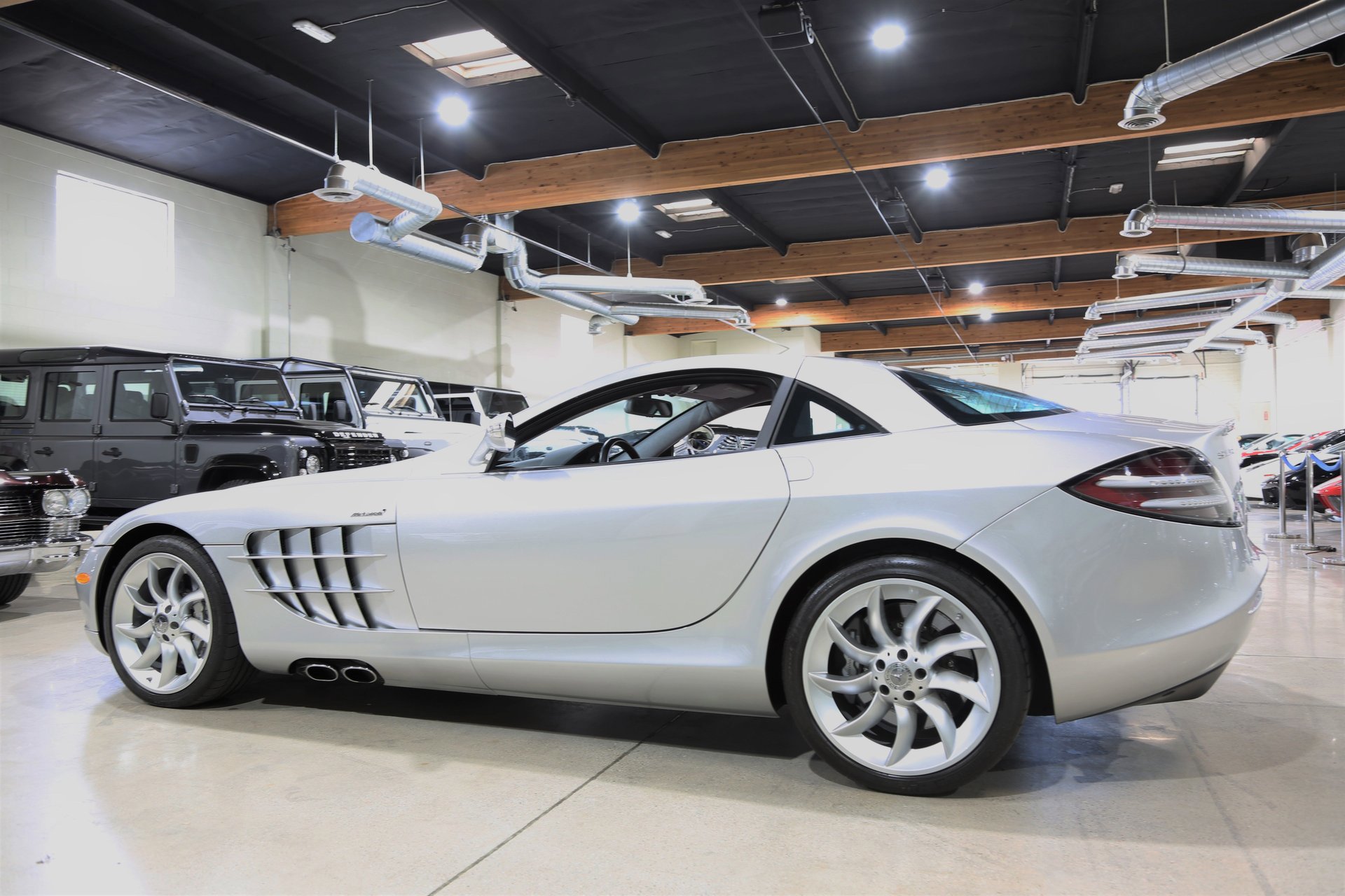 Used 2006 Mercedes-Benz SLR image 8