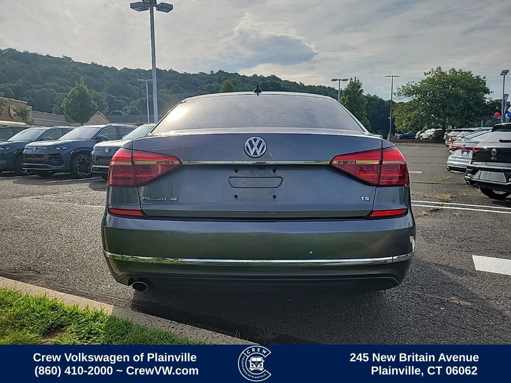 Used 2016 Volkswagen Passat 1.8T SE FWD image 28