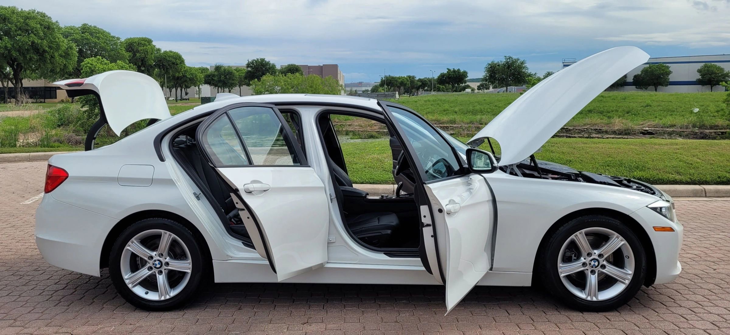 Used 2014 BMW 328i Sedan RWD image 12