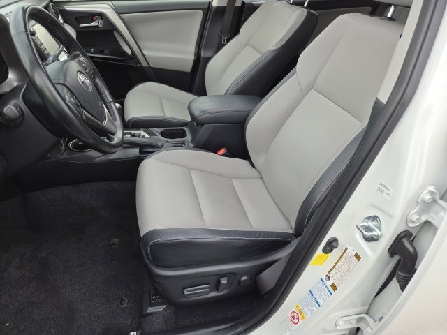 Used 2018 Toyota RAV4 Limited w/ All Weather Liner Package AWD/4WD image 17