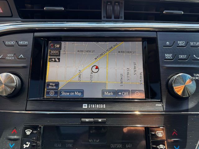 Used 2014 Toyota Avalon Limited FWD image 16