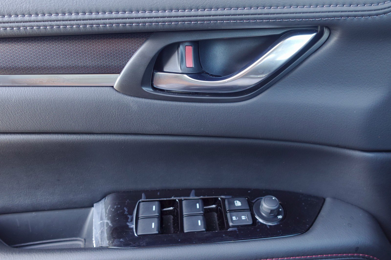 Used 2025 MAZDA CX-5 Carbon Edition image 11