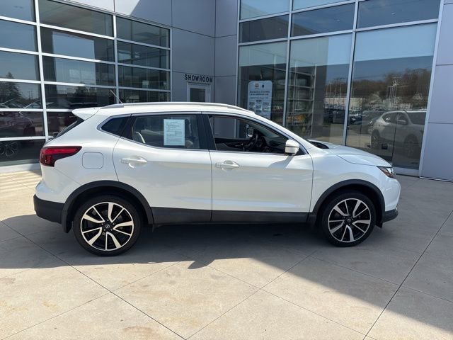 Used 2018 Nissan Rogue Sport SL w/ SL Premium Package image 8