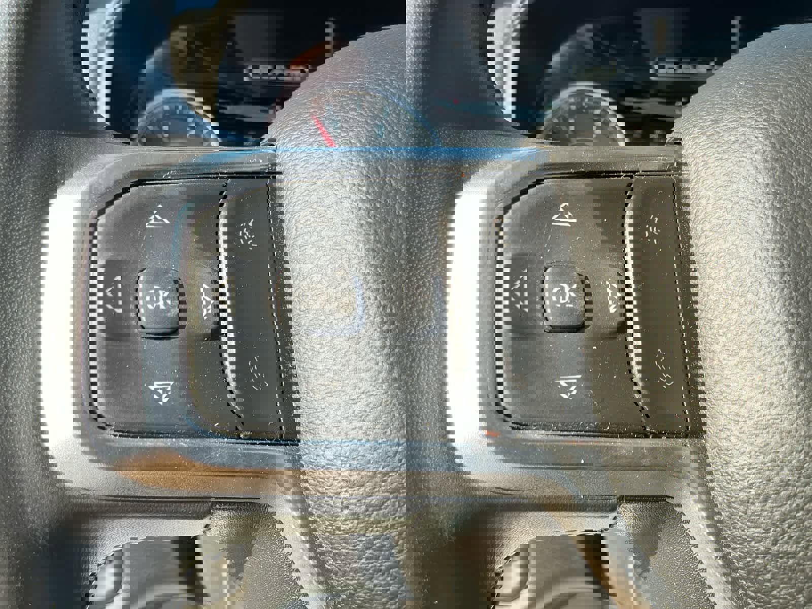 Used 2024 RAM 2500 Laramie w/ Safety Group image 24