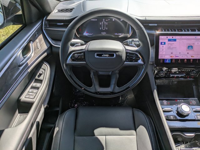 New 2025 Jeep Grand Cherokee L Overland w/ Advanced Protech Group III image 14