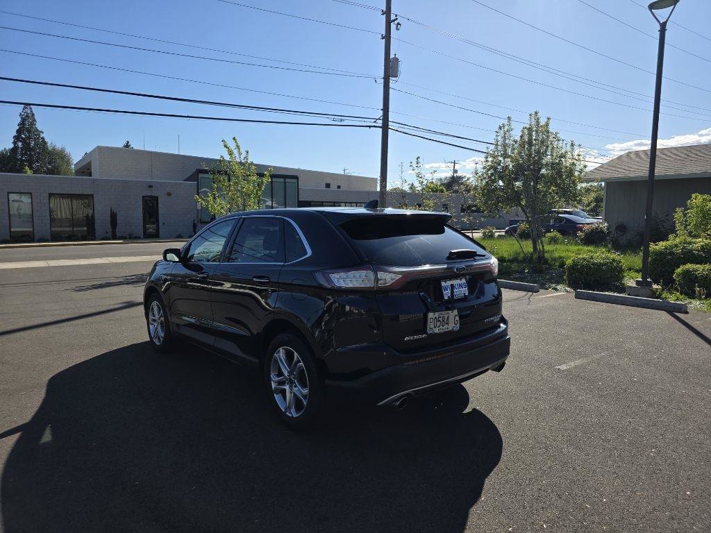 Used 2017 Ford Edge Titanium w/ Technology Package FWD image 7