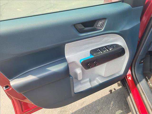 New 2025 Ford Maverick XLT w/ XLT Luxury Package image 19