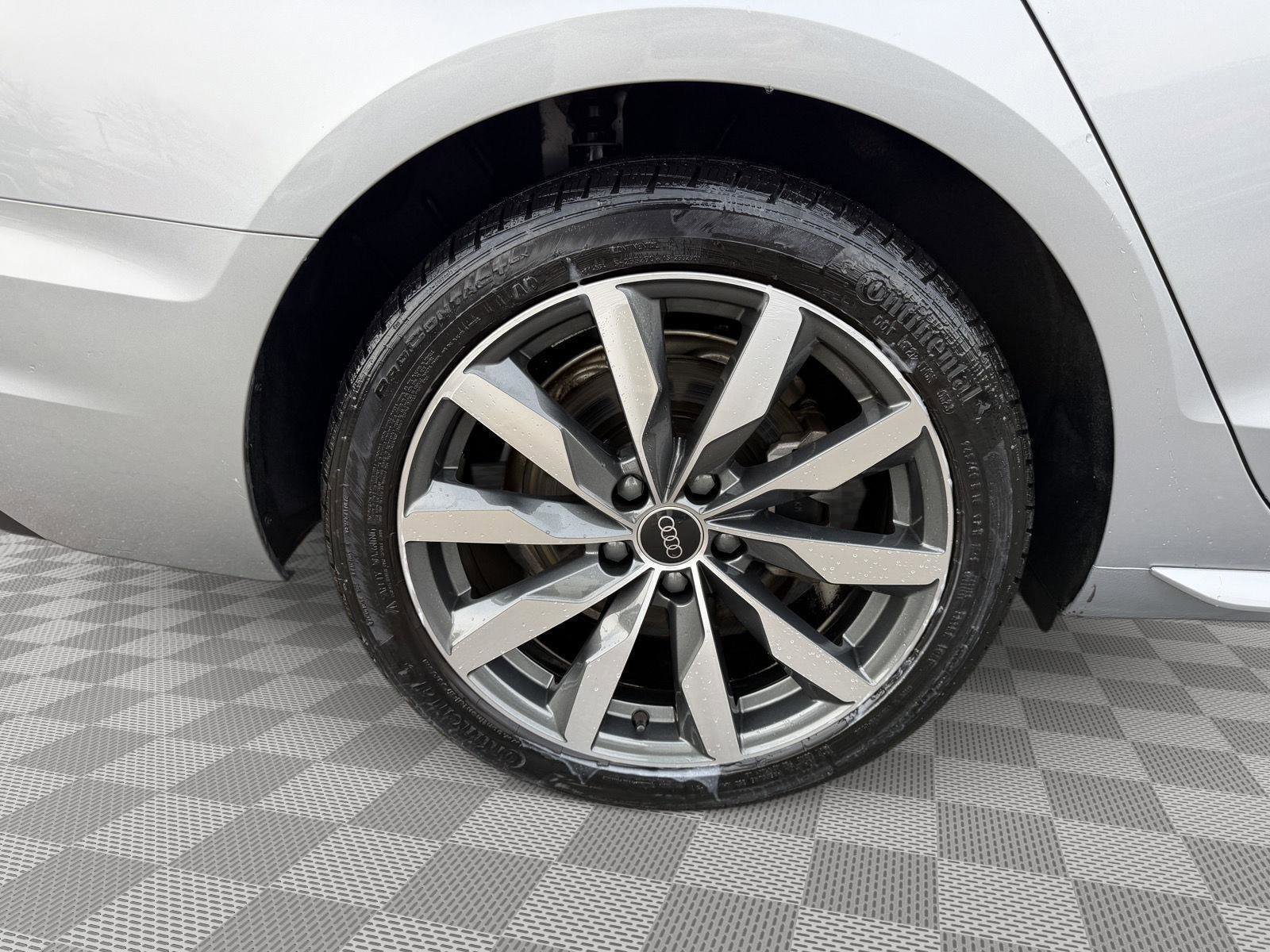 Used 2023 Audi A4 2.0T Premium Plus w/ Premium Plus Package image 9