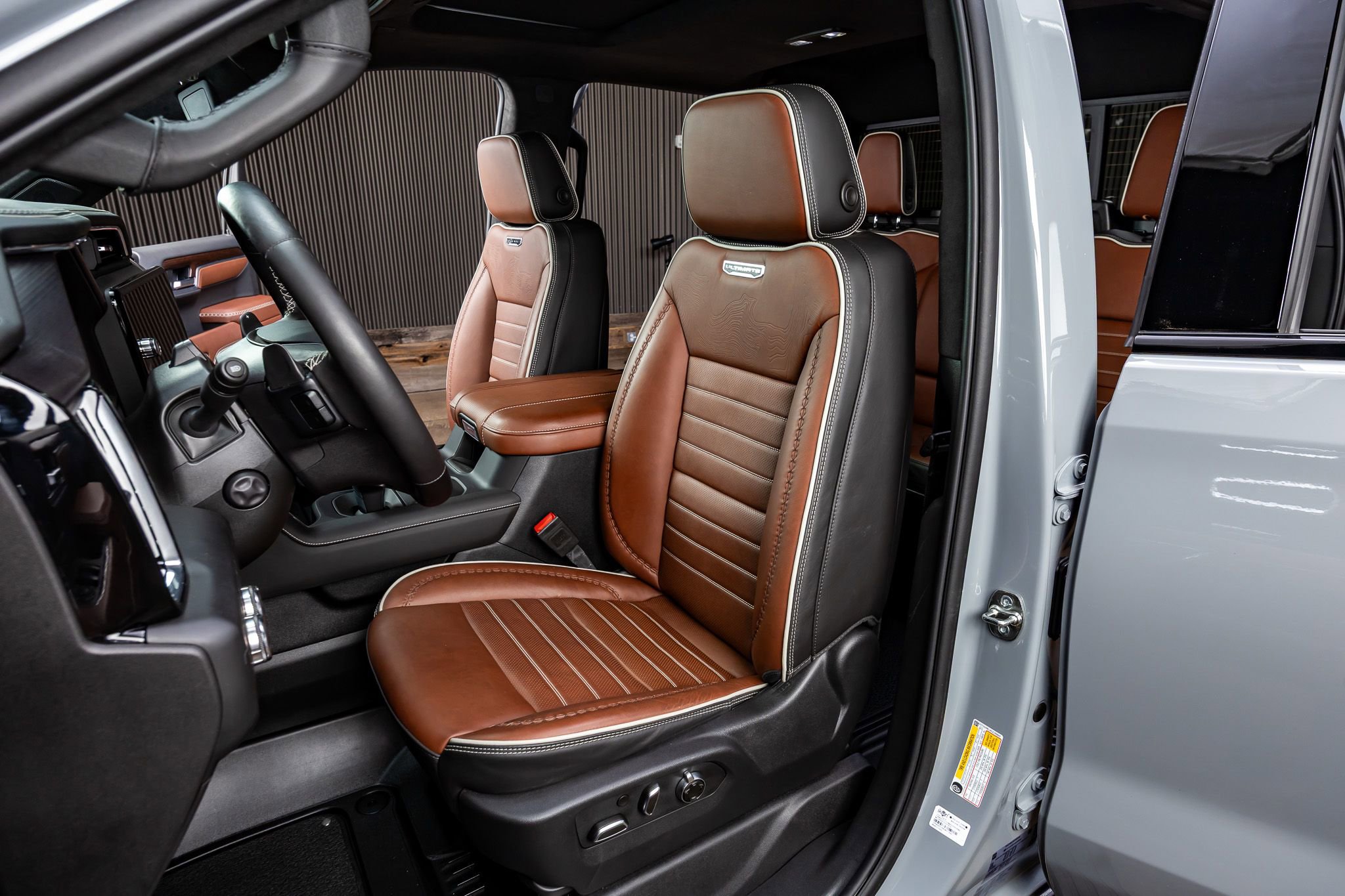 Used 2025 GMC Sierra 1500 Denali Ultimate image 30