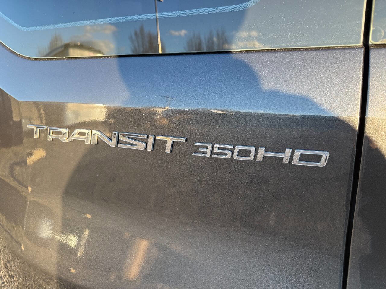 Used 2017 Ford Transit 350 XLT image 11