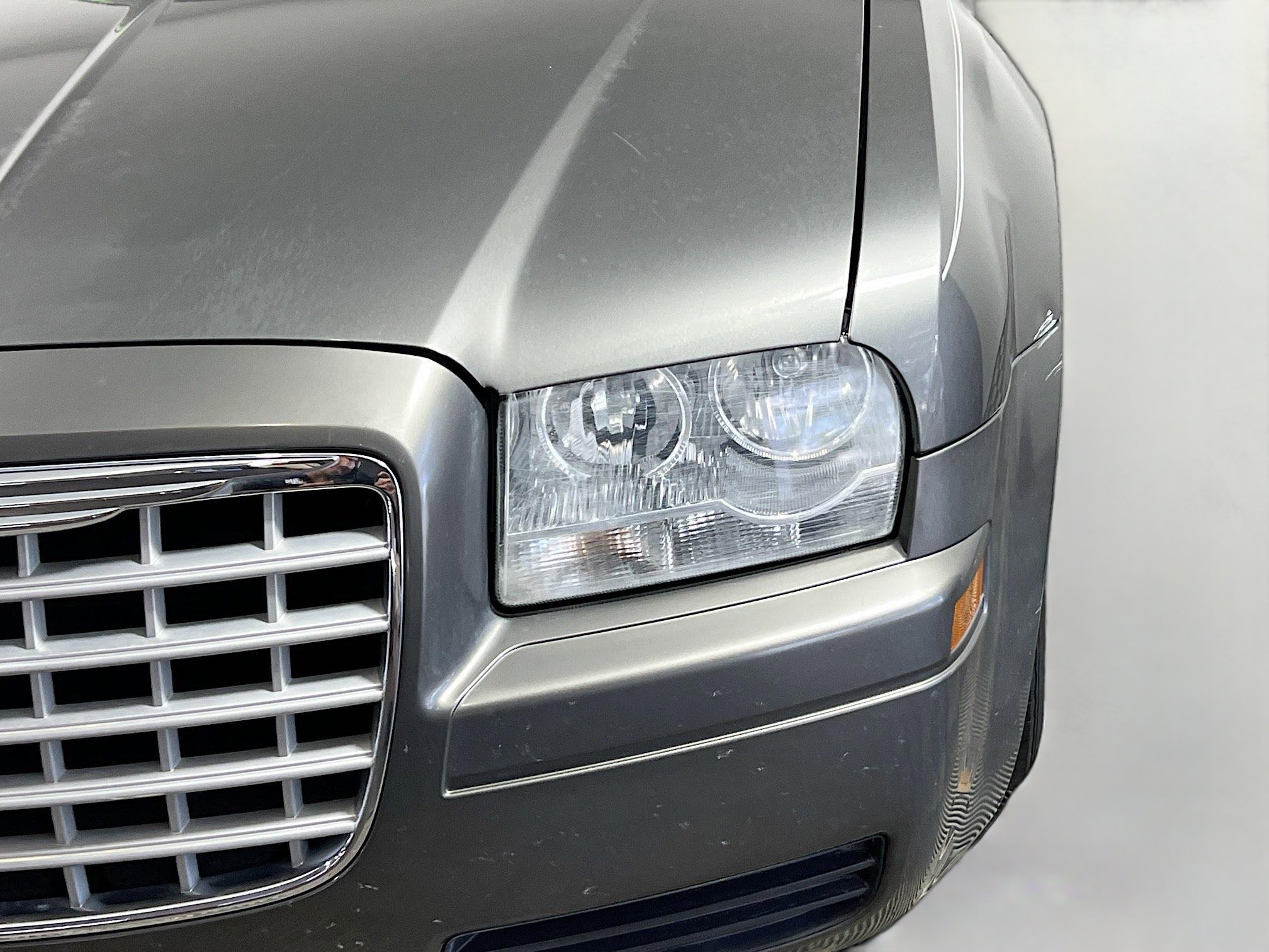 Used 2008 Chrysler 300 LX image 12