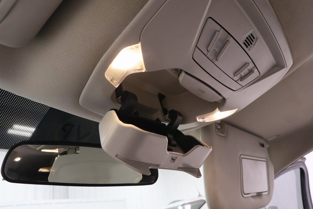 Used 2018 Ford Escape SEL w/ Canadian Touring Package image 17